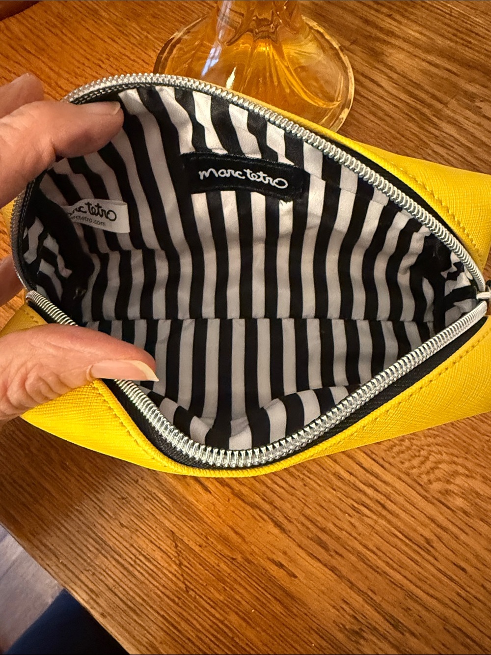 Yellow dachshund cosmetic bag - Picture 5 of 7